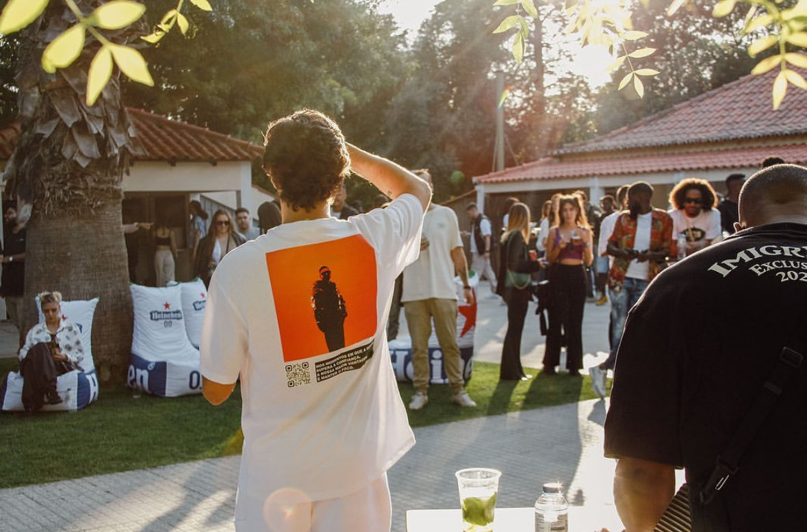 How Much Does Clothing Production Cost for a Fashion Brand?